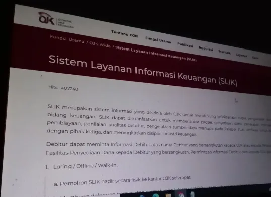 Syarat penerima KUR wajib lolos verifikasi SLIK OJK, begini cara cek BI Checking online. (Sumber: Poskota/Faiz)