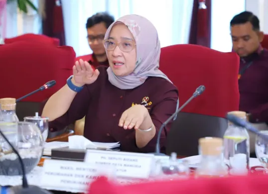 Potret Menteri PANRB, Rini Widyantini (Sumber: MenpanRB)