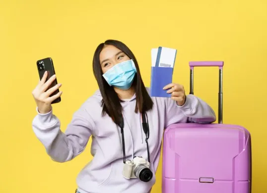 Tren Kabur Aja Dulu menggema di media sosial X yang didominasi oleh keresahan anak muda. (Sumber: Freepik/benzoix)