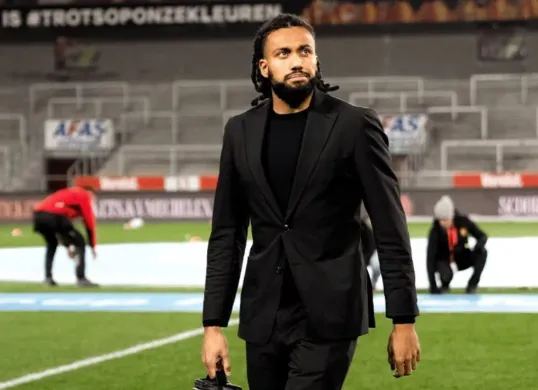 Potret Jairo Riedewald yang dikabarkan segera lakukan sumpah Warga Negara Indonesia (WNI). (Sumber: Instagram/ @royal_antwerp_fc)