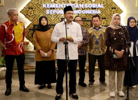 Menteri Sosial Syaiful Yusuf memastikan bahwa pencairan bantuan sosial Triwulan pertama tahun 2025 akan rampung sebelum Ramadan mendatang. (Sumber: Dok Kementrian Sosial)