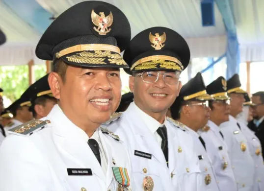 Dedi Mulyadi dan Erwan Setiawan dilantik sebagai Gubernur-Wakil Gubernur Jawa Barat 2025-2030 di Istana Merdeka, Jakarta Pusat, Kamis, 20 Februari 2025. (Sumber: Dok. Diskominfo Jawa Barat)