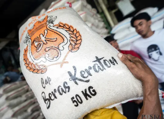 Ilustrasi, harga beras di Jakarta terus mengalami kenaikan. (Sumber: Poskota/Bilal Nugraha Ginanjar)