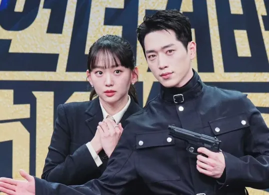 Drama Undercover High School dibintangi Seo Kang Joon dan Jin Ki Joo. (Sumber: Instagram/mbcdrama_now)