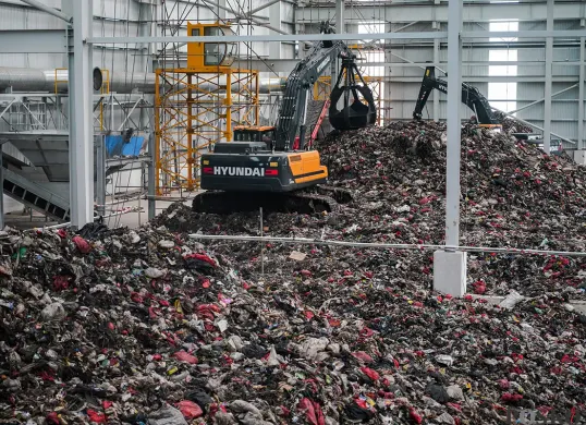 Refuse Derived Fuel (RDF) Plant Rorotan, Jakarta Utara. (Sumber: Poskota/Bilal Nugraha Ginanjar)