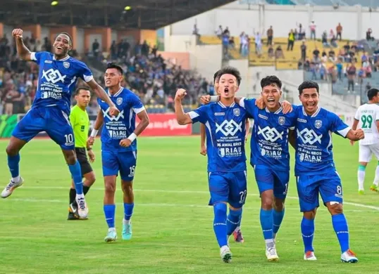 Skuad PSPS Riau berhasil taklukkan PSMS Medan di Stadion Kaharuddin Nasution, Sabtu 4 Januari 2024. (Foto: Instagram/@pspsriau)