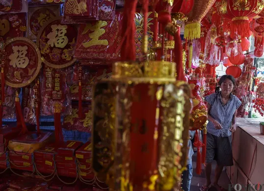 Jadwal tanggal merah dan cuti bersama Hari Raya Tahun Baru Imlek 2026 untuk menikmati long weekend. (Sumber: Poskoata/ Bilal Nugraha Ginanjar)