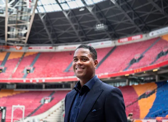 Patrick Kluivert membutuhkan 27 pemain di Timnas Indonesia untuk laga melawan Australia dan Bahrain. (Sumber: X/@PatrickKluivert)