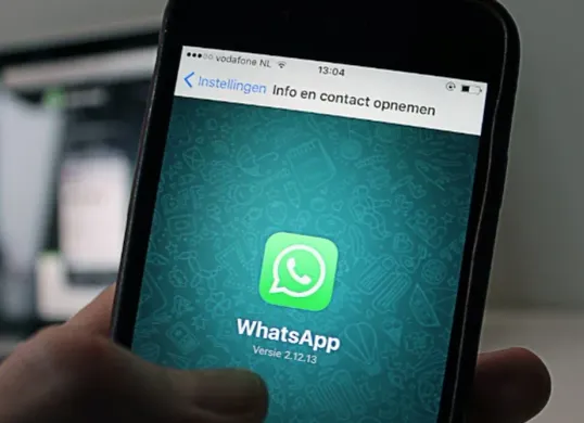 Cara Backup Data WhatsApp ke HP Lain Tanpa Aplikasi. (Sumber: Pexels/Anton)