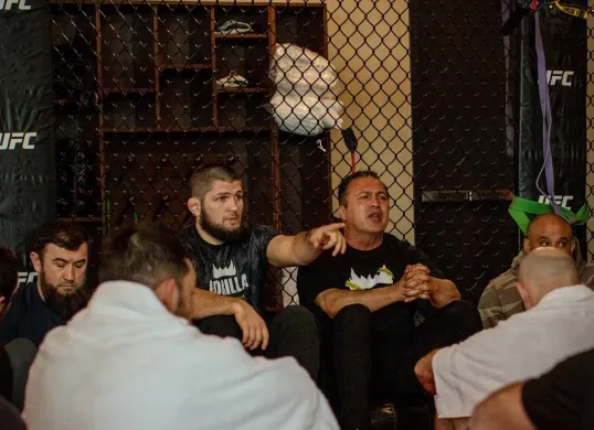 Khabib Nurmagomedov (Sumber: IG: @gorillafighting)