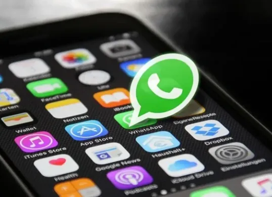 Tanda nomor WhatsApp disadap orang. (Sumber: Poskota/Risti Ayu Wulansari)