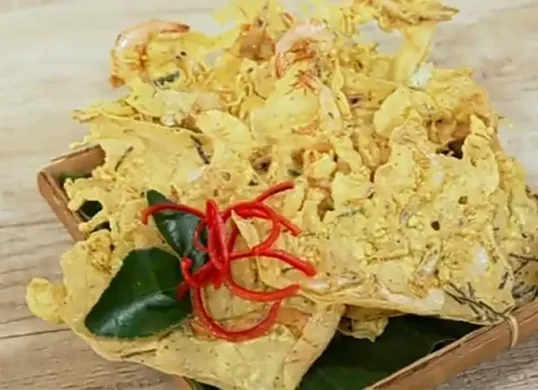 Resep rempeyek udang (Sumber: Tangkap Layar YouTube/Indonesian Simple)