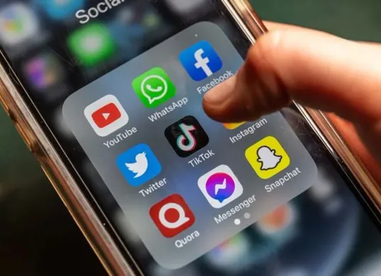 Cara sembunyikan pesan WhatsApp. (Sumber: Pinterest)