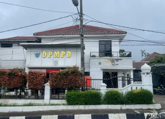 Kantor DPMPD Pandeglang di Jalan Raya Mayor Widagdo Nomor 2, Kecamatan Pandeglang, Kabupaten Pandeglang. (Sumber: Poskota/Samsul Fatoni)