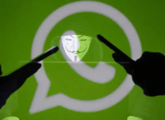Ilustrasi WhatsApp disadap hacker. (Sumber: Poskota/Fani Ferdiansyah)