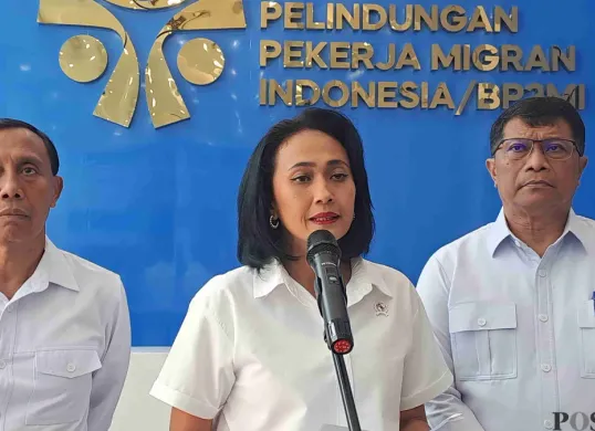 Wakil Menteri Pelindungan Pekerja Migran Indonesia (P2MI), Christina Aryani, mengutuk keras insiden penembakan terhadap lima Pekerja PMI oleh otoritas Maritim Malaysia (APMM). (Sumber: Poskota/Ahmad Merizal Sutomo)