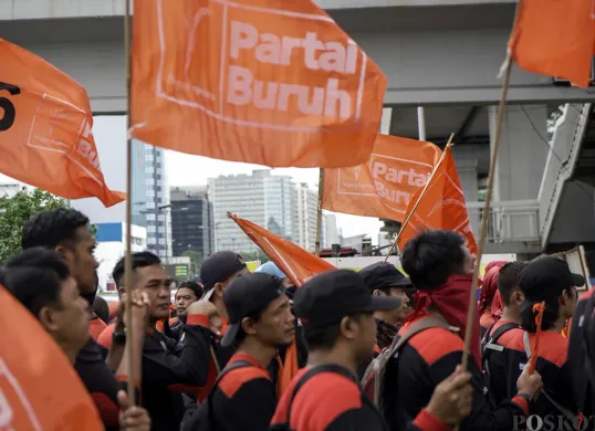 Ilustrasi. Ribuan massa buruh direncanakan akan melakukan demo di Gedung DPR/MPR RI dan Istana Negara, pada Kamis, 28 Agustus 2025. (Sumber: Poskota/ Bilal Nugraha Ginanjar)