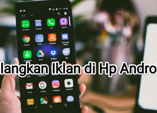 Cara menghapus iklan pinjol di Hp dengan mudah. (Sumber: Pexels/edited Poskota: Kamila Sayara)