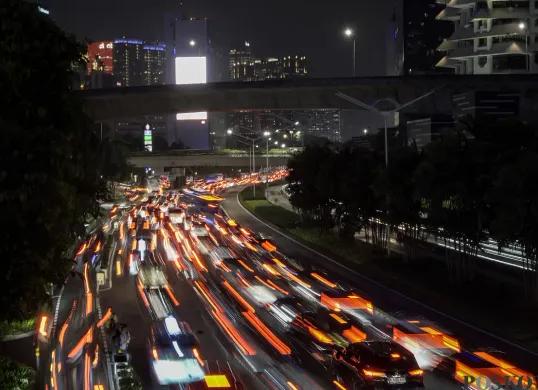 Aturan ganjil genap Jakarta tidak berlaku selama libur nasional dan akhir pekan. (Sumber: Poskota/ Bilal Nugraha Ginanjar)