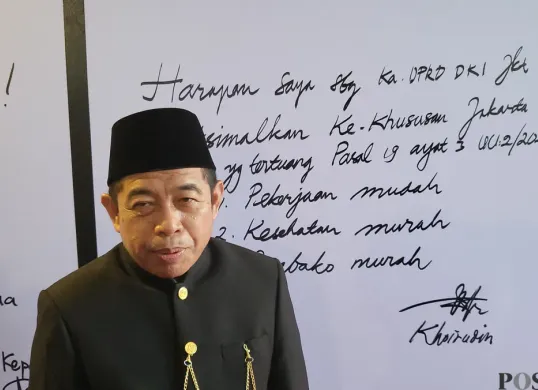 Ketua DPRD Jakarta, Khoirudin beri bocoran jadwal pelantikan Gubernur dan Wakil Gubernur Jakarta terpilih. (Sumber: Poskota/Pandi Ramedhan)