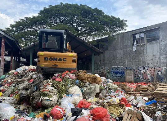 Kondisi sampah di TPS3R Pasa Cantik Ciputat, Tangerang Selatan kini menurun drastis pada Selasa, 1 Juli 2025. (Sumber: POSKOTA | Foto: Primayanti)