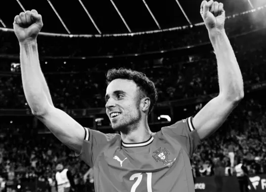 Diogo Jota pernah membela sejumlah tim besar sebelum meninggal dunia di usia 29 tahun. (Sumber: Instagram/@christiano)