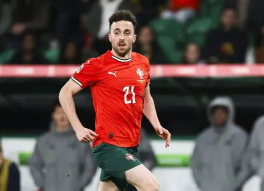 Diogo Jose Teixeira da Silva atau yang lebih dikenal dengan Diogo Jota dikabarkan meninggal dunia. (Sumber: Instagram/@diogoj_18)
