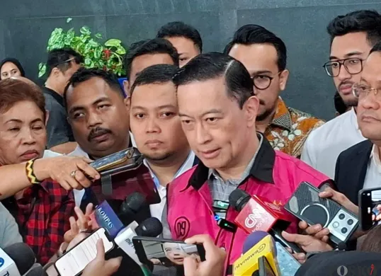 Terdakwa kasus dugaan korupsi impor gula Thomas Trikasih Lembong atau Tom Lembong di PN Tipikor Jakarta, Jumat, 4 Juli 2025. (Sumber: Poskota/Ali Mansur)