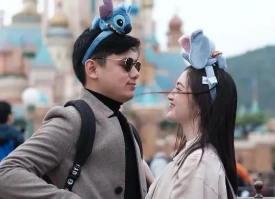 Ranty Maria dan Rayn Wijaya punya wedding dream konsep outdoor. (Sumber: Instagram)