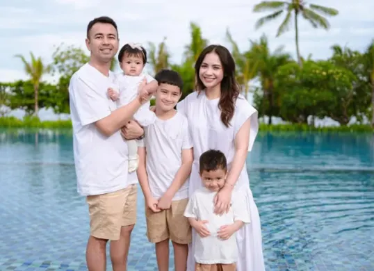 Potret keluarga Raffi Ahmad dan Nagita Slavina. (Sumber: Instagram/@raffinagita1717)