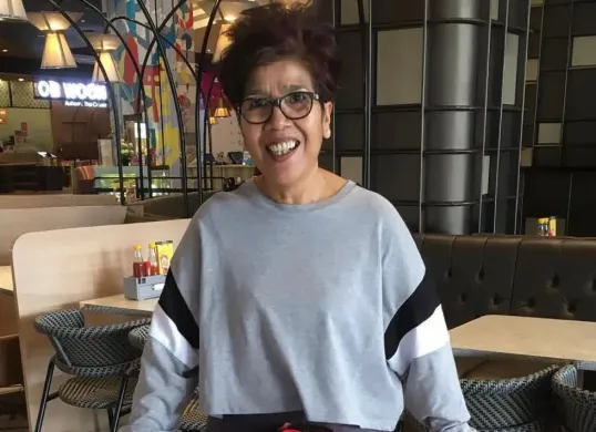 Pemyanyi senior yang salah lirik Indonesia Raya di ajang Piala Presiden 2025, Rita Butar‑Butar. (Sumber: Instagram/@ritabutarbutar16)