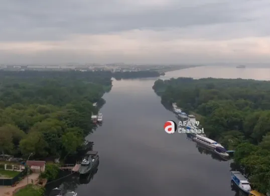 Sejarah Banjir Kanal Barat (BKB) Jakarta sejak 1919 era kolonial Belanda, fungsinya mengendalikan banjir, dan pemeliharaannya di era modern. (Sumber: YouTube/AFA Channel)