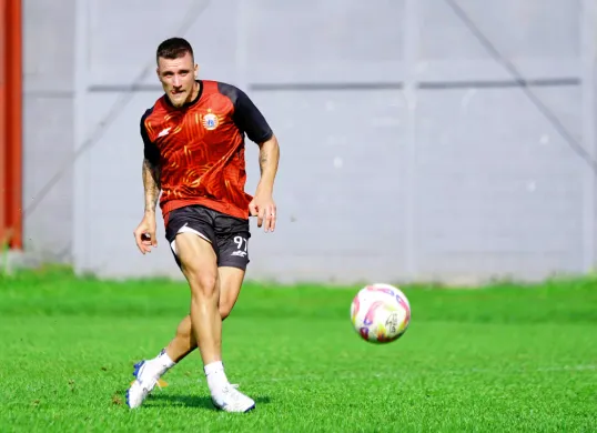 Potret pemain baru Persija, Fabio Calonego yang menjajal latihan perdana dengan Persija Jakarta. (Sumber: Persija)