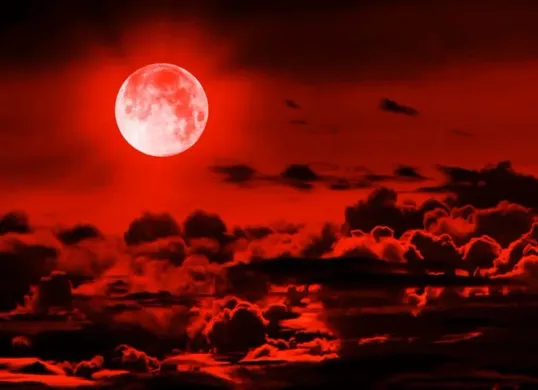 Apakah Bulan Merah Juli 2025 Berbahaya? Ini Penjelasan Pakar Astronomi yang Perlu Anda Ketahui (Sumber: Pinterest)