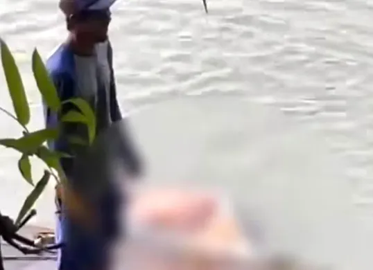 Tangkap layar penemuan mayat di danau Kampung Bojong, Desa Bojong, Kecamatan Klapanunggal, Kabupaten Bogor. (Sumber: Instagram @citizenjournalist86)