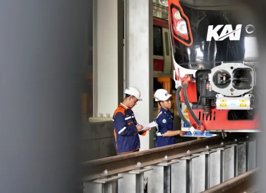LRT Jabodebek pada hari kerja yang mulai diberlakukan sejak 1 Juli 2025, menjasi 398 perjalanan per hari (Sumber: Dok. Lrt)