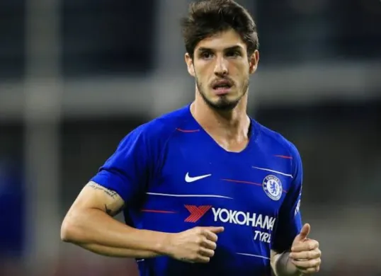 Eks pemain Chelsea, Lucas Piazon masuk radar perburuan tim Persib Bandung. (Sumber: Transfermarkt)