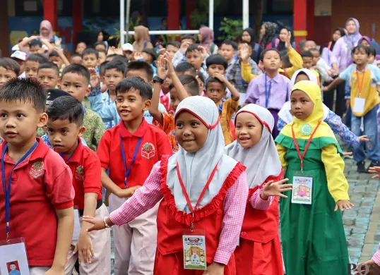 Suasana MPLS di SDN Cakung Timur 09 Pagi, Jakarta Timur, Senin, 14 Juli 2025. (Sumber: POSKOTA | Foto: M Tegar Jihad)
