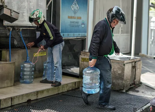 Depot Isi Ulang Air Minum Gratis Untuk Siapapun