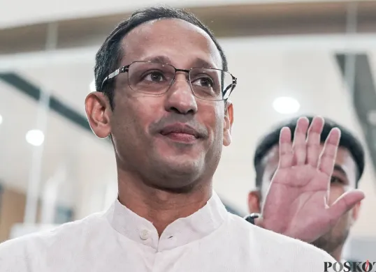 Mantan Mendikbudristek, Nadiem Makarim, yang ditetapkan sebagai tersangka dugaan korupsi laptop Chromebook. (Sumber: Poskota/Bilal Nugraha Ginanjar)