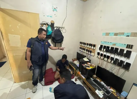 Dittipidum Bareskrim Polri berhasil mengungkap sindikat judi online berskala internasional yang terhubung dengan server di China dan Kamboja di beberapa kota besar di Indonesia. (Sumber: Bareskrim Polri)