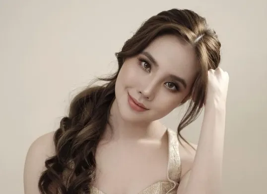 Mengenal Agatha Chelsea Lebih Dekat: Biodata, Agama, dan Hubungan yang Ramai Diperbincangkan (Sumber: Instagram/@agatha_chelsea)