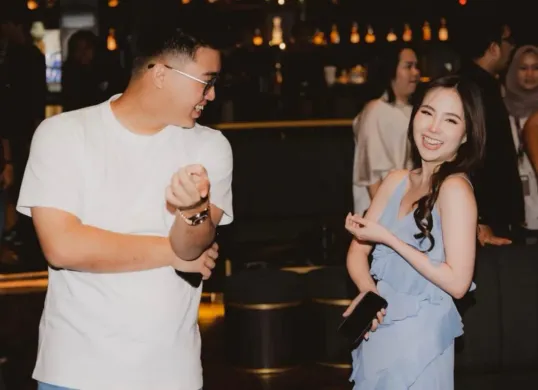 Momen kedekatan Timothy Ronald dengan Agatha Chelsea. (Sumber: Instagram/@timothyronald)