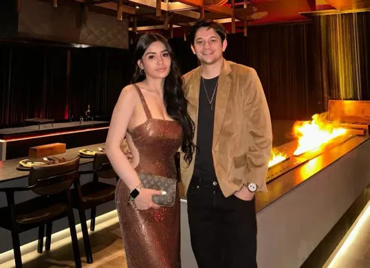 Andrew Andika, mantan suami Tengku Dewi Putri resmi tunangan dengan Violentina Kaif. (Sumber: Instagram/@violentina.kaif)