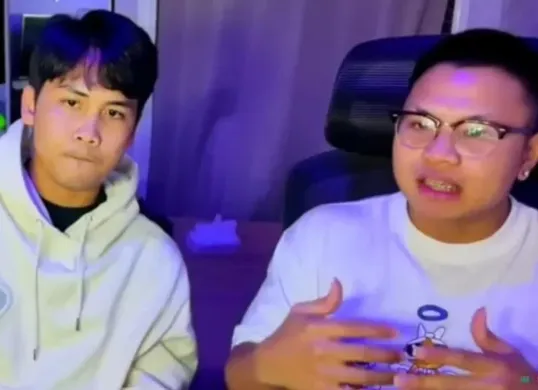 Bintang Emon dan Bigmo TikTok dalam sebuah live streaming. (Sumber: tangkapan layar)