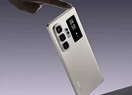 Infinix Hot 60 Pro akan dirilis pad Kamis, 24 Juli 2025 mendatang. (Sumber: YouTube)