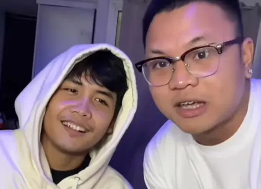 Simak profil lengkap Bintang Emon yang sedang viral soal live streaming bersama Bigmo TikTok. (Sumber: TikTok/@momonotnice)