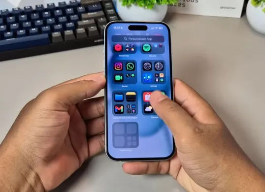 Ketahui beberapa risiko penggunaan HP iPhone. (Sumber: YouTube/Kodarusman)