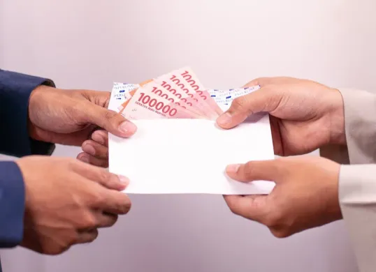 Begini cara klaim uang duka wafat (UDW) pensiunan PNS. (Sumber: Pexels/Derfino Maasy)