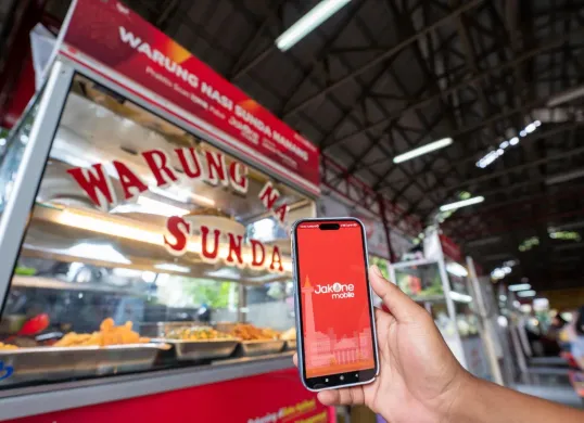 Bank Jakarta menjalin kolaborasi strategis dengan Asosiasi Pedagang Kaki Lima Indonesia (APKLI) Perjuangan dukung UMKM dan PKL. (Sumber: Dok. Bank Jakarta)